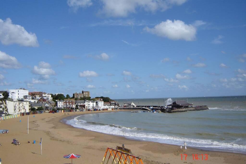 Smuggler'S Cottage Broadstairs Luaran gambar